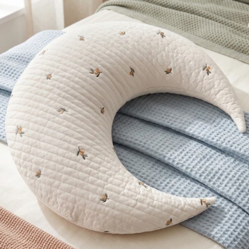 Breast feeding pillow